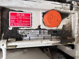 MAN TGS 18.320 4x4 Müller tank 8000 + 1000 l / vacu...