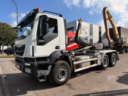 Hook arm system Iveco Trakker 450 AD260  6X4 HYVA Hooklift *132.537 K...