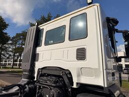 Iveco Trakker 450 AD260  6X4 HYVA Hooklift *132.537 K...