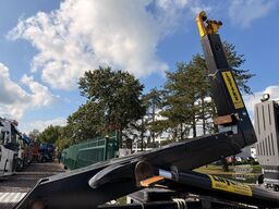 Iveco Trakker 450 AD260  6X4 HYVA Hooklift *132.537 K...
