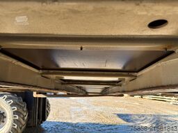 Krone Jumbo Plattform 7,82 mit Lochleiste