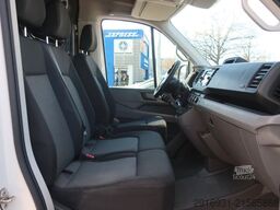 VW Crafter Kasten Kasten 35 mittellang Hochdach FWD