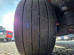 KRONE SD / Liftachse / EDSCHA