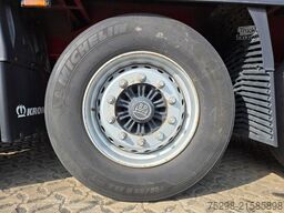 KRONE SD / Liftachse / EDSCHA