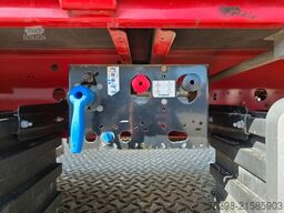 KRONE SD / Liftachse / EDSCHA