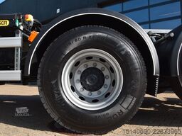 IVECO X-WAY AD280X46Y-PS Abrollkipper PALFINGER HT20TE