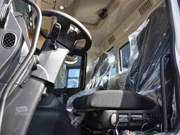 IVECO X-WAY AD280X46Y-PS Abrollkipper PALFINGER HT20TE