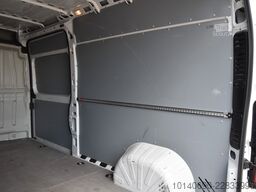 FIAT Ducato Grossr.-Kasten 35 180 L4H2 RS: 4035 mm