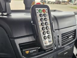 Iveco AD320S42 8x2 / WINCH / RETARDER