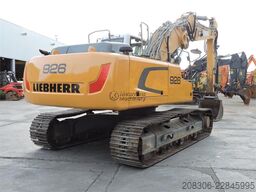 LIEBHERR R926