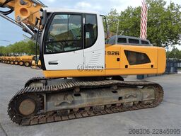 LIEBHERR R926