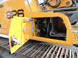LIEBHERR R926