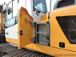 LIEBHERR R926