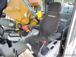 LIEBHERR R926