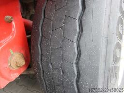 NPK 39, 2X LIFTING AXLE, SAF