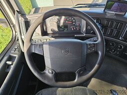 VOLVO FM 11.330 3 SEATS LIFT 290TKM