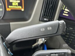 Volvo FM 370 Globetrotter / 960 dkm / 2 Tanks / Full ...