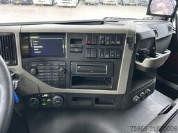 Volvo FM 370 Globetrotter / 960 dkm / 2 Tanks / Full ...