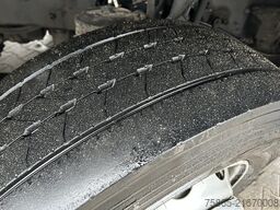 Volvo FM 370 Globetrotter / 960 dkm / 2 Tanks / Full ...