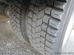 MERCEDES-BENZ Atego 822K*Kipper+Ladekran+2xAHK+Modell.2014*