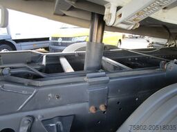 MERCEDES-BENZ Atego 822K *Kipper+Ladekran+2xAHK+Mod.2014*