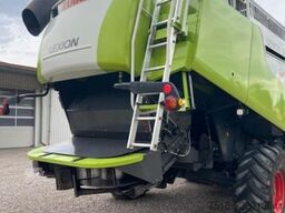 CLAAS Lexion 580 TT + V900