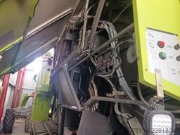CLAAS Lexion 580 TT + V900