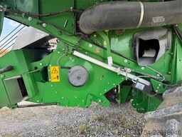 John Deere S690i 4WD