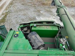 John Deere S690i 4WD