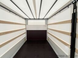 RENAULT Renault D 16 4x2 Pritsche + Plane