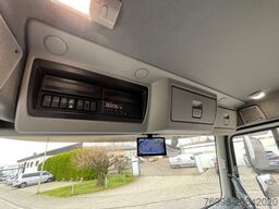 RENAULT Renault D 16 4x2 Pritsche + Plane