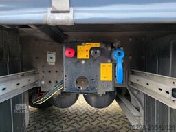 SCHMITZ CARGOBULL SCS 24/L / Palettenk. / Staplerh. / Lenk.