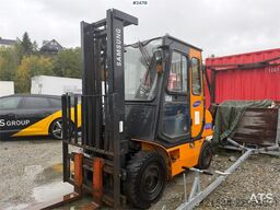 Samsung SF250 Forklift – Only 1,980 Hours!