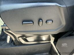 Ford Transit 2.0 TDCI Trend RWD / Box / Loadlift / F...