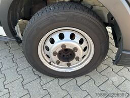 Ford Transit 2.0 TDCI Trend RWD / Box / Loadlift / F...