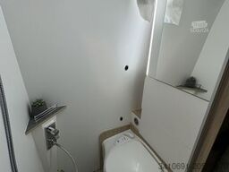 YUCON Microliner 6.0 BD 3.5 t V-City WiFi Markise Auto