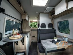 YUCON Microliner 6.0 BD 3.5 t V-City WiFi Markise Auto