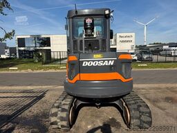 DOOSAN DX 50 Z-7 5.4T - *FULL HYDR - *CENTRAL GREASING...