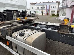 IVECO S-WAY AS260S49Y/FP CM SDG BDF Retarder