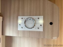 BÜRSTNER Ixeo IT 726 G Automatik+Markise+Thitronik