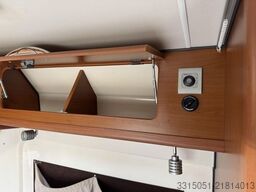 KARMANN Dexter 600 Solar+Wechselr+Markise+Sat TV+AHK