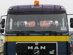 MAN 26.402 Saugwagen Kamera Blattgefedert