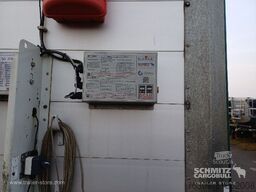 Schmitz Cargobull Curtainsider Mega Staplerhalterung Getränke