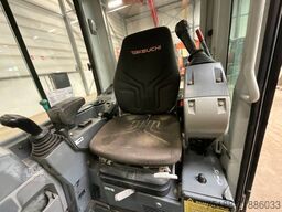 Takeuchi TB 235