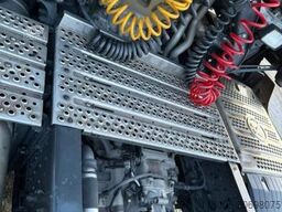 Mercedes-Benz Actros 1853