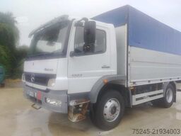 Autocarro con pianale e telone Mercedes-Benz Atego 1523 4X4