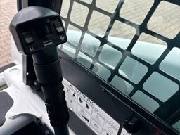 BOBCAT 863 Turbo   -   Schaufel