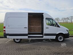 MERCEDES-BENZ SPRINTER 210