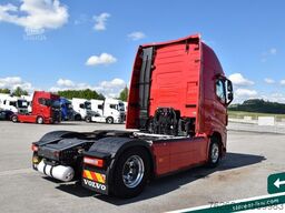 VOLVO FH 540 Retarder Vollluftfederung I-Park-Cool LED