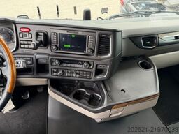 SCANIA S 650 V8 4x2 Mega 2x Tanks